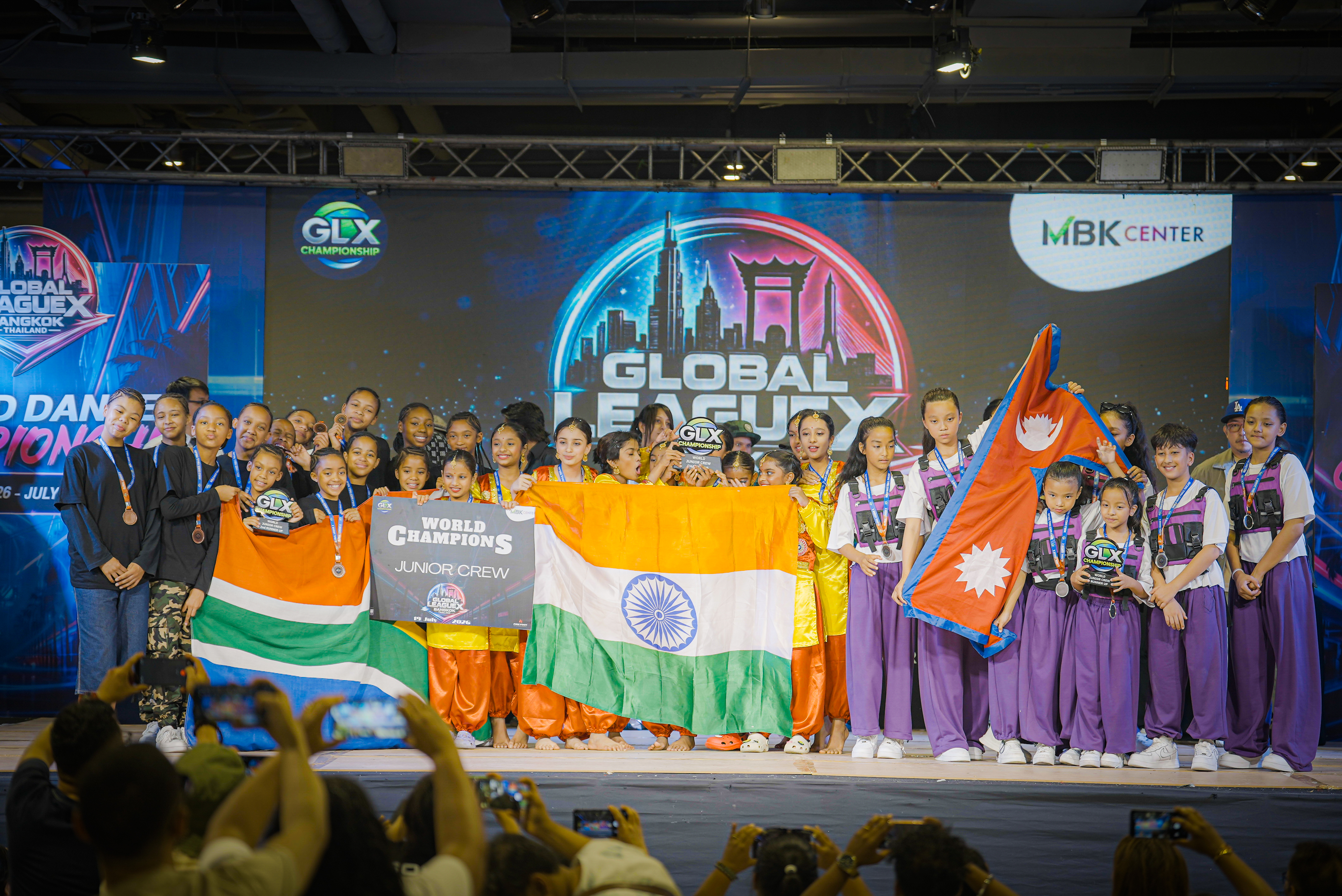 World Champions Junior Crew at GLX Championship 2026